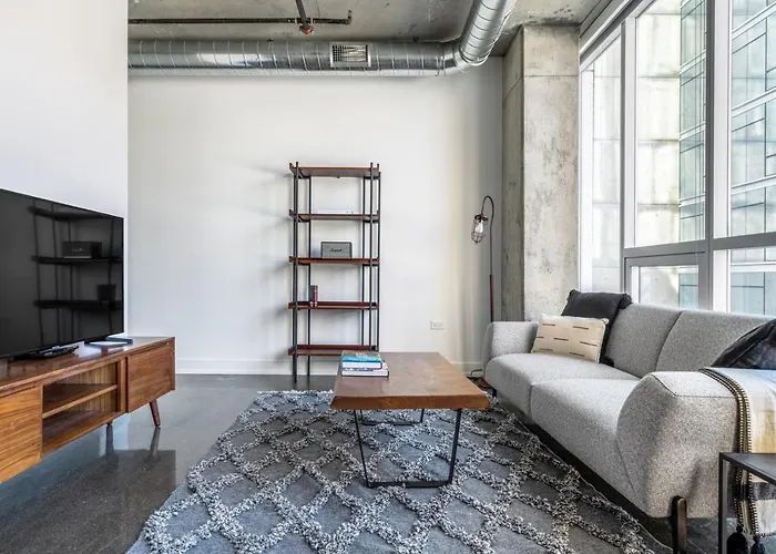 River N 1br W Gym Pool Nr L Stop Chi-362 Chicago