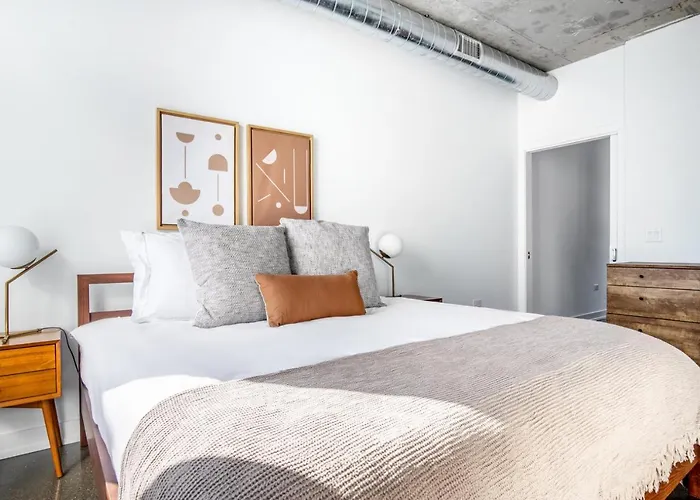 River N 1br W Gym Pool Nr L Stop Chi-362 Apartamento *